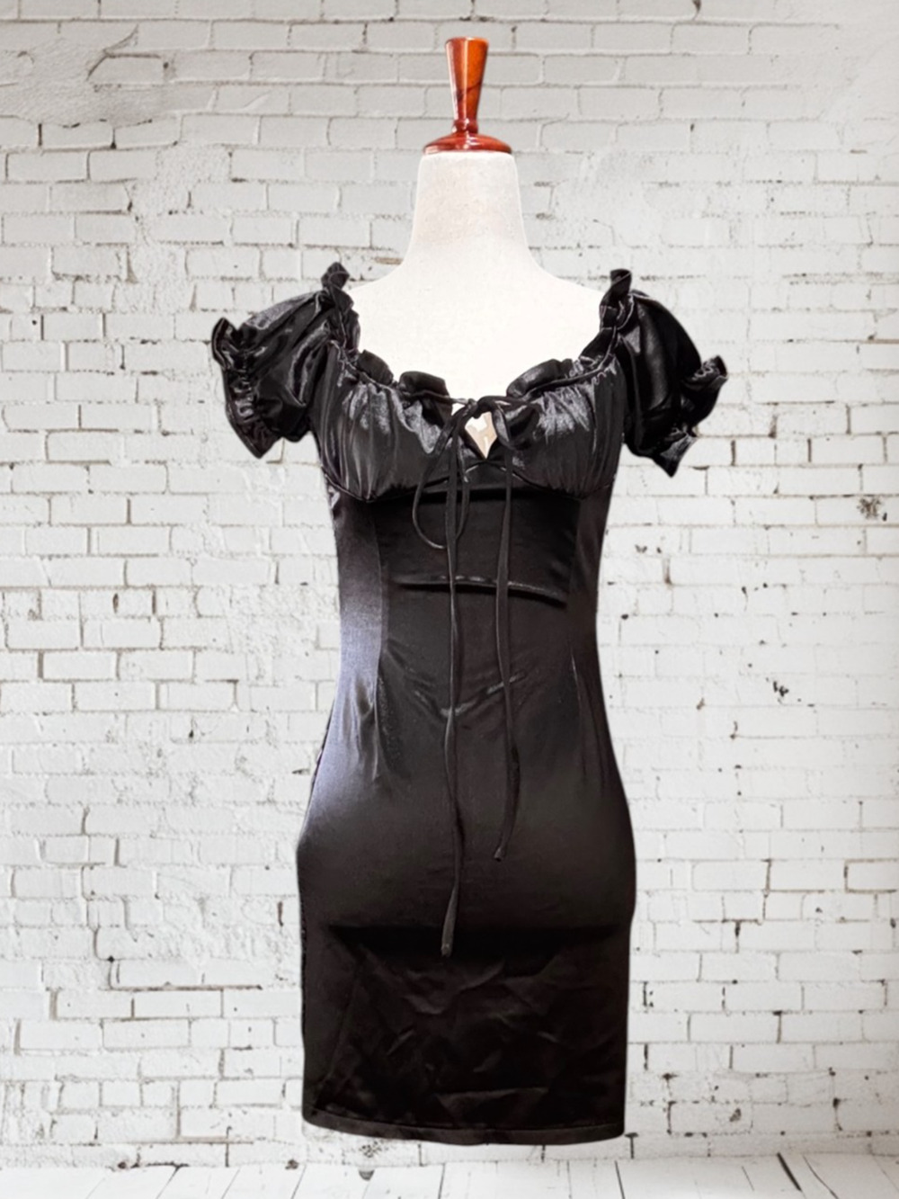 Fashion Nova Silky Black Mini Dress Gathered front SearSucker Back Size Large